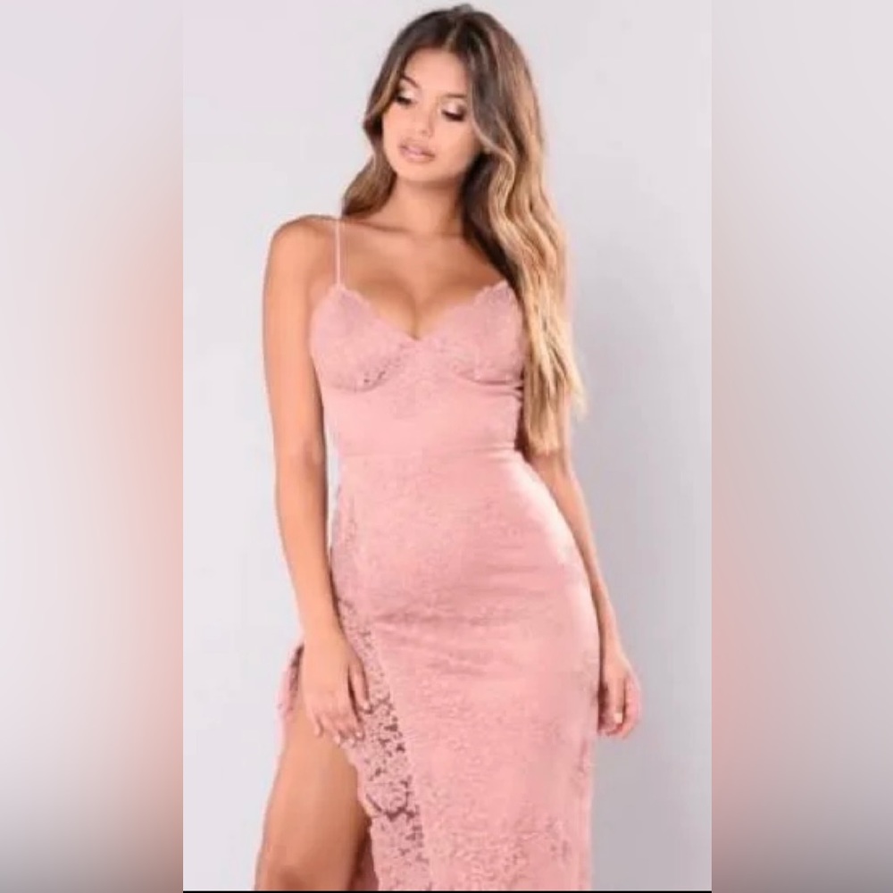 A Night In Tokyo Lace Dress-Navy Blue